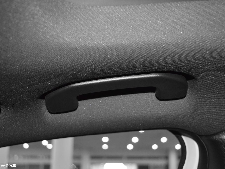 2017YGLA GLA 260 4MATIC \