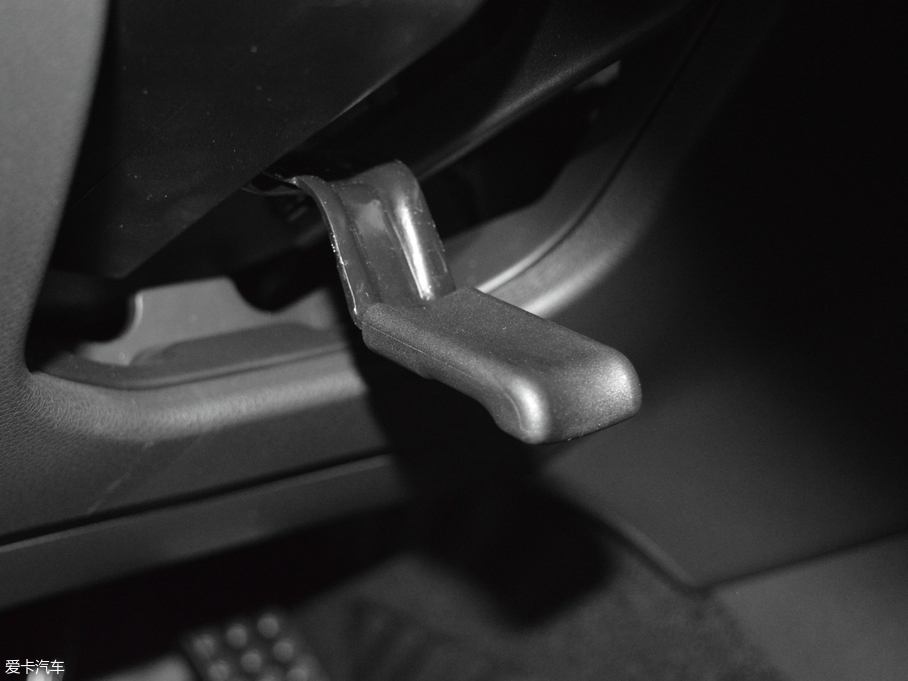 2017YGLA GLA 260 4MATIC \