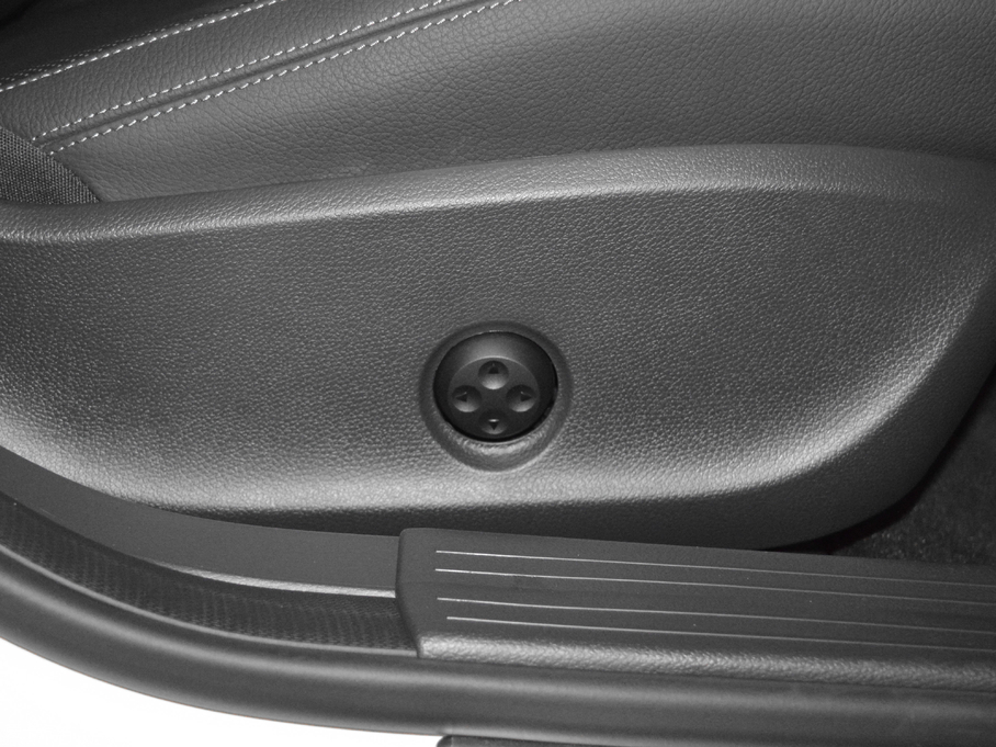 2017YGLA GLA 260 4MATIC \