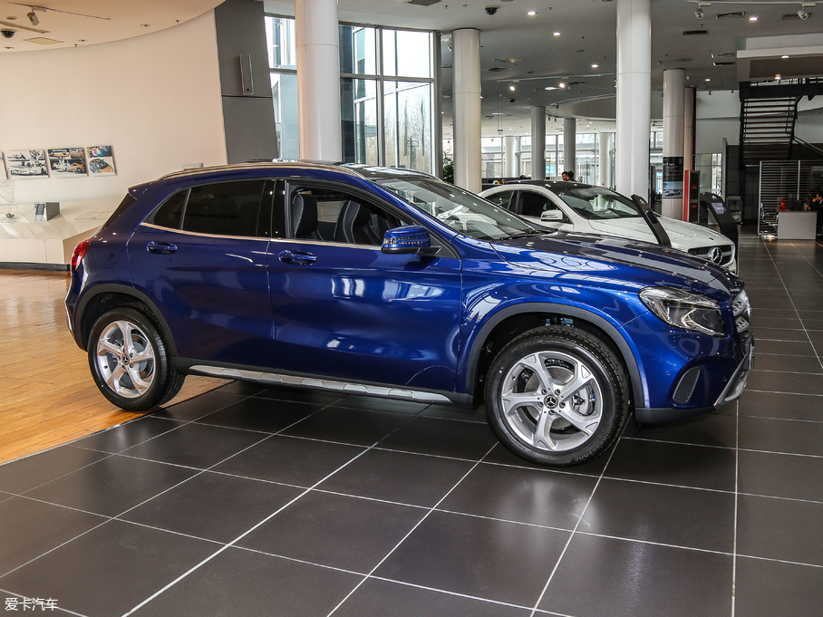 2017YGLA GLA 200 r