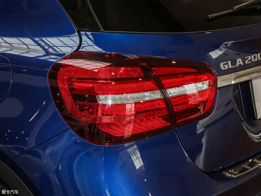 2017YGLA GLA 200 r(sh)