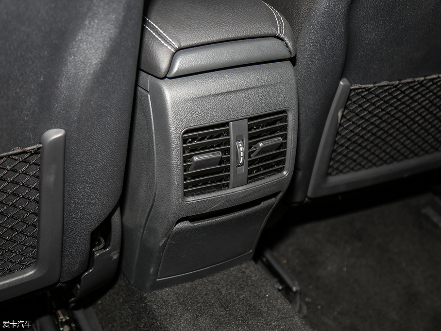 2017YGLA GLA 200 r