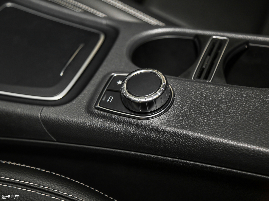 2017YGLA GLA 200 r