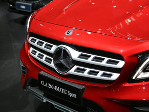 2017GLA 260 4MATIC \ ^