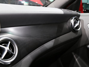 2017GLA 260 4MATIC \(yn) g