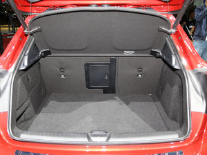 2017GLA 260 4MATIC \ g