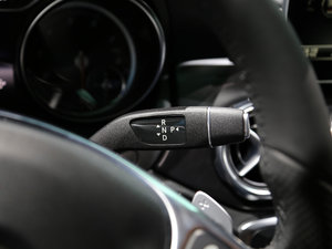 2017GLA 260 4MATIC \ п؅^