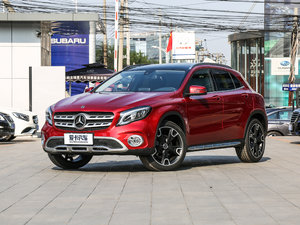 2017GLA 220 4MATIC r ǰ45