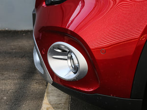 2017GLA 220 4MATIC r ^