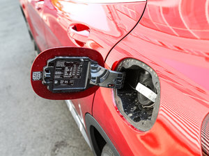 2017GLA 220 4MATIC r w