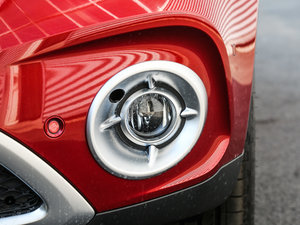 2017GLA 220 4MATIC r ǰF