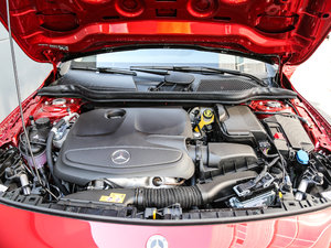 2017GLA 220 4MATIC r lәC