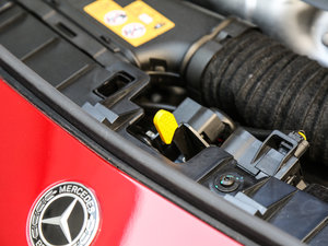 2017GLA 220 4MATIC r 