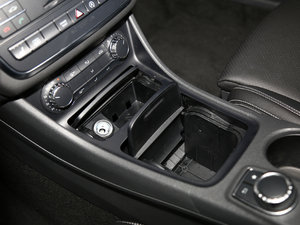 2017GLA 220 4MATIC A g