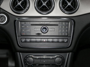 2017GLA 220 4MATIC A {(dio)(ji)