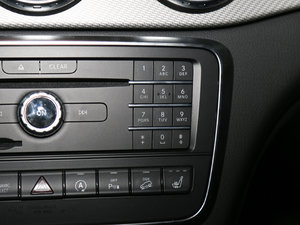 2017GLA 220 4MATIC A п؅^