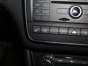 2017GLA 220 4MATIC A п؅^