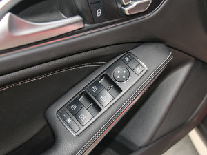 2017GLA 200 Ӹ {܇ƅ^	