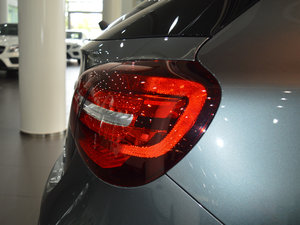 2017GLA 200 (dng) (x)(ji)^