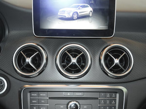 2017GLA 200 (dng) {(dio)L(fng)