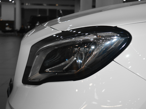 2017GLA 260 4MATIC \ (ji)^