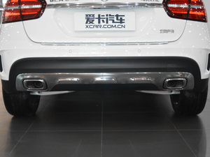 2017GLA 260 4MATIC \ Ś