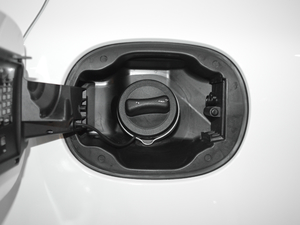 2017GLA 260 4MATIC \ ^