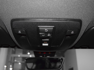 2017GLA 260 4MATIC \ g