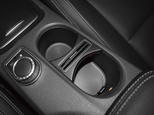 2017GLA 260 4MATIC \(yn)(dng) g