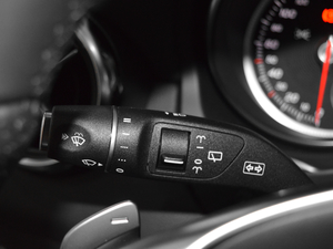 2017GLA 260 4MATIC \ п؅^