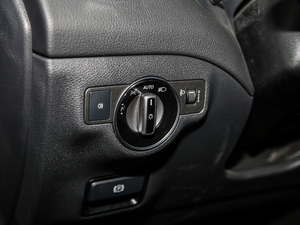 2017GLA 200 r п؅^(q)