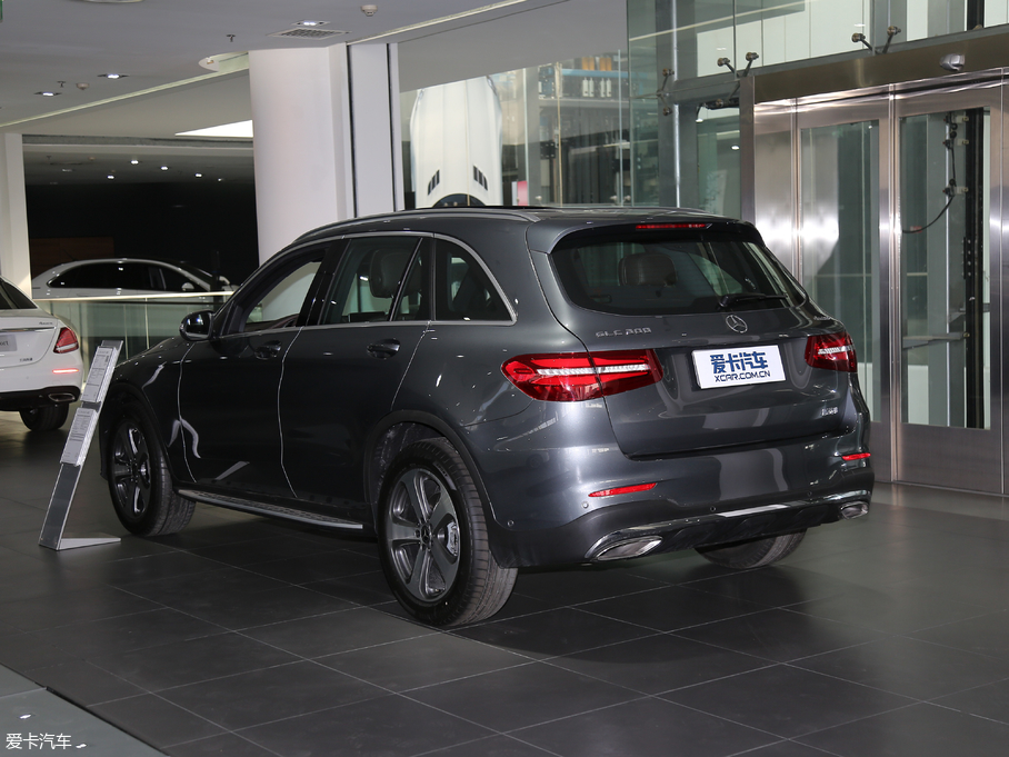 2018YGLC GLC 300 4MATIC A