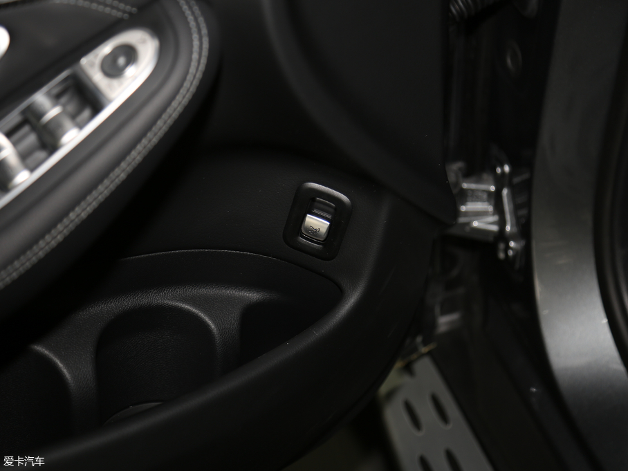 2018YGLC GLC 300 4MATIC A