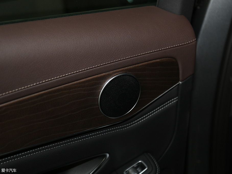 2018YGLC GLC 300 4MATIC A