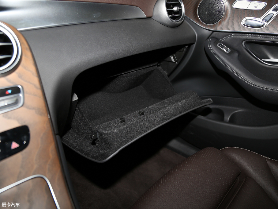 2018YGLC GLC 300 4MATIC A