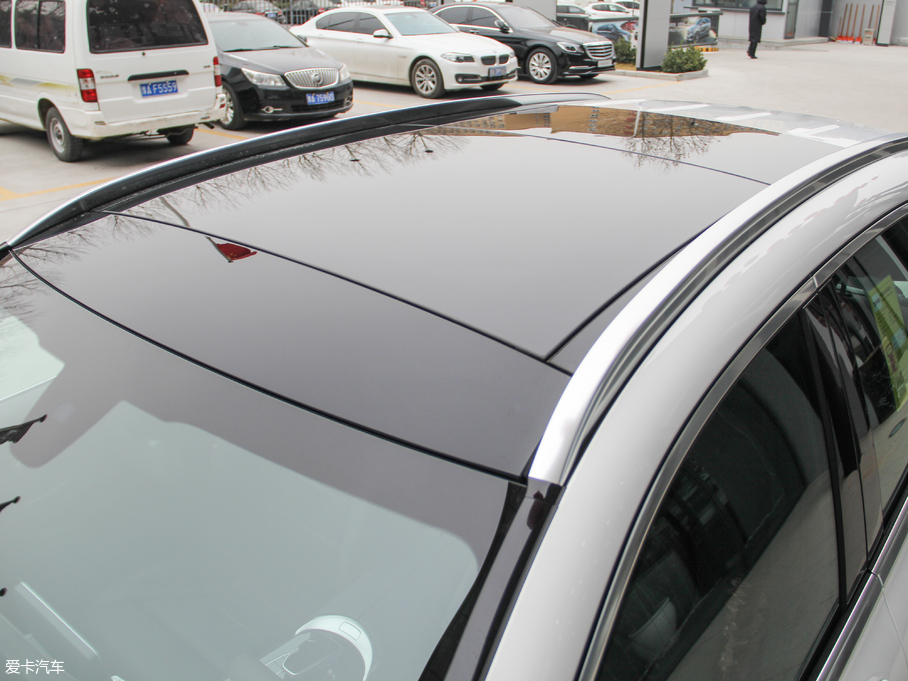 2018YGLC GLC 260 4MATIC Ӹ