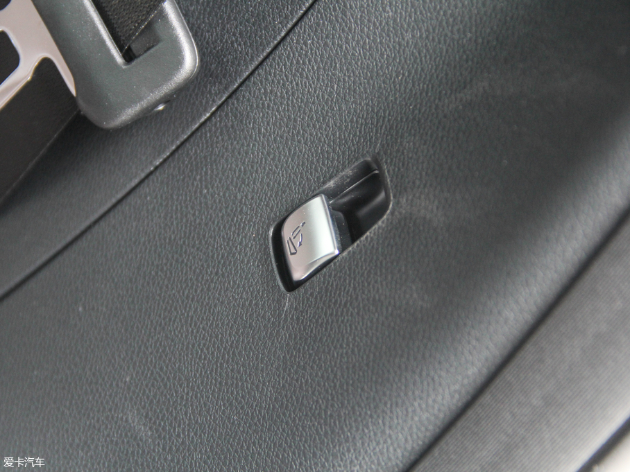 2018YGLC GLC 260 4MATIC Ӹ