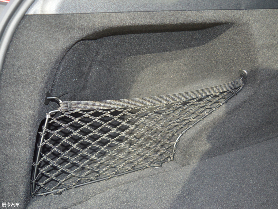 2018YGLC GLC 200 4MATIC