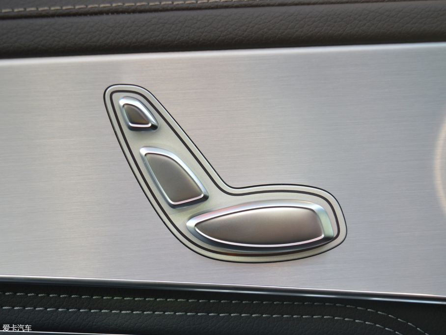 2018YGLC GLC 200 4MATIC