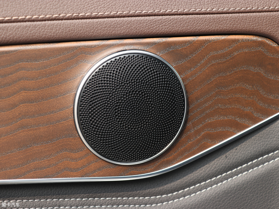 2018YGLC GLC 300 4MATIC Ӹ