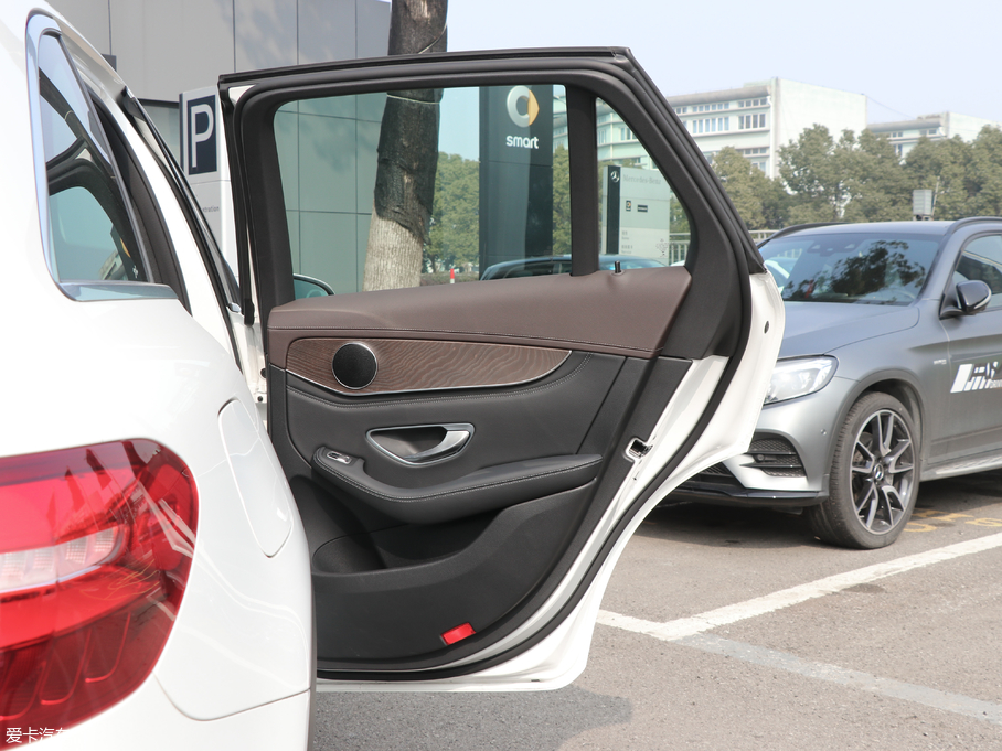 2018YGLC GLC 300 4MATIC Ӹ