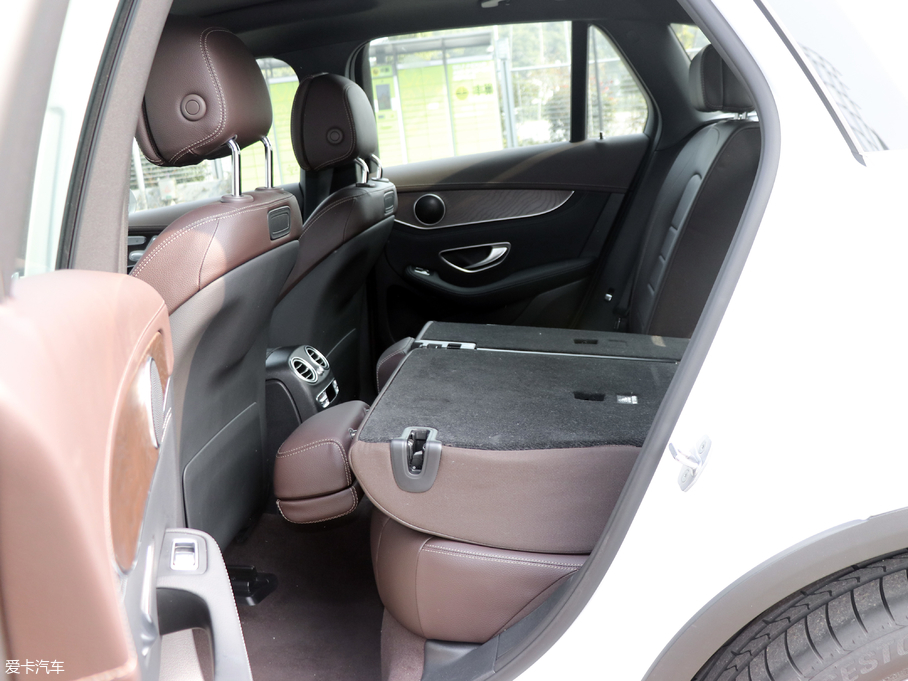 2018YGLC GLC 300 4MATIC Ӹ