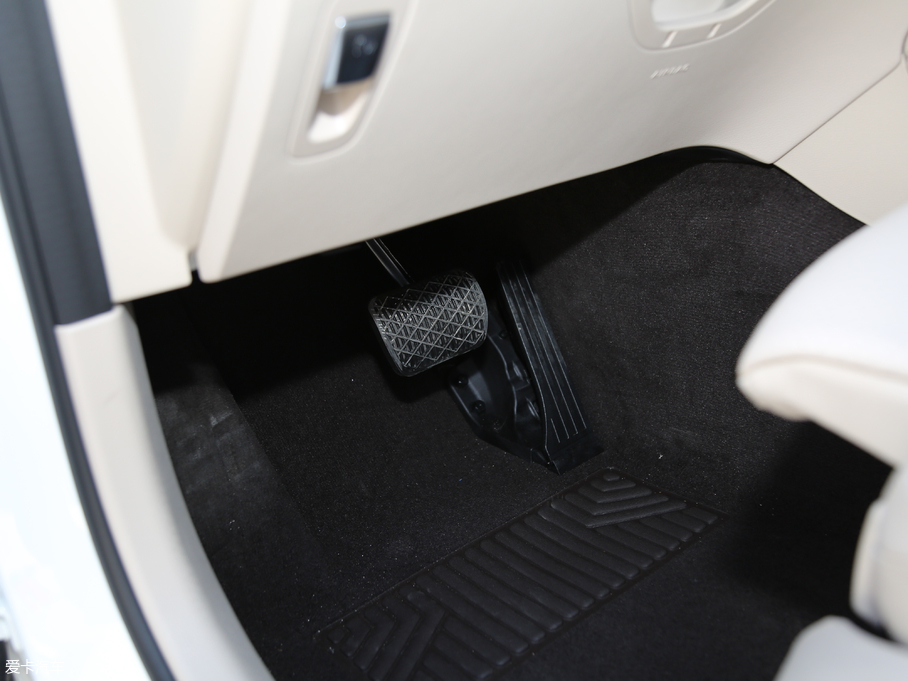 2018YGLC Ŀ GLC 300 4MATIC Ӹ