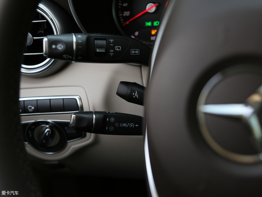 2018YGLC Ŀ GLC 300 4MATIC Ӹ