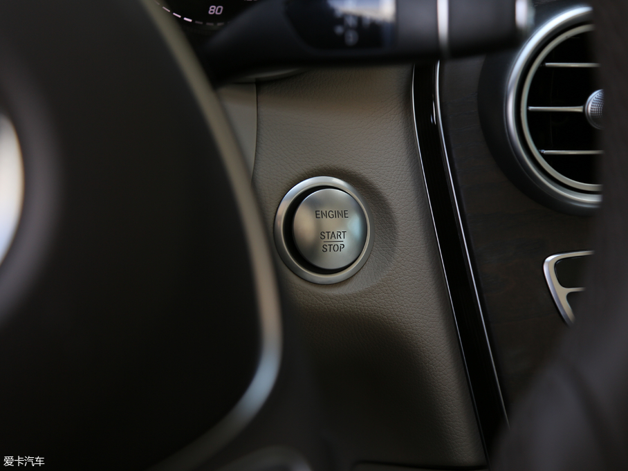 2018YGLC Ŀ GLC 300 4MATIC Ӹ