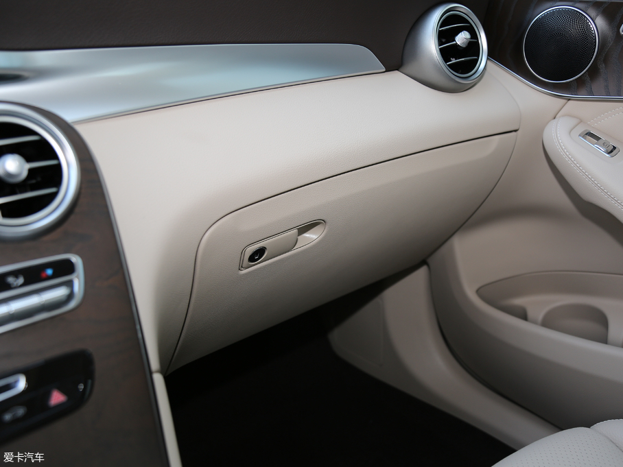 2018YGLC Ŀ GLC 300 4MATIC Ӹ