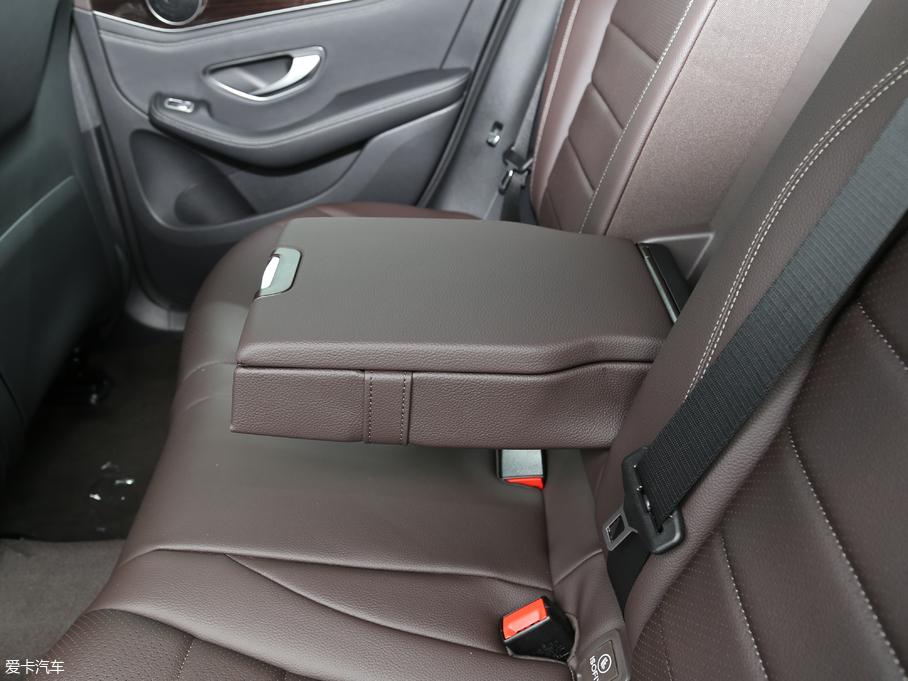 2018YGLC Ŀ GLC 260 4MATIC A