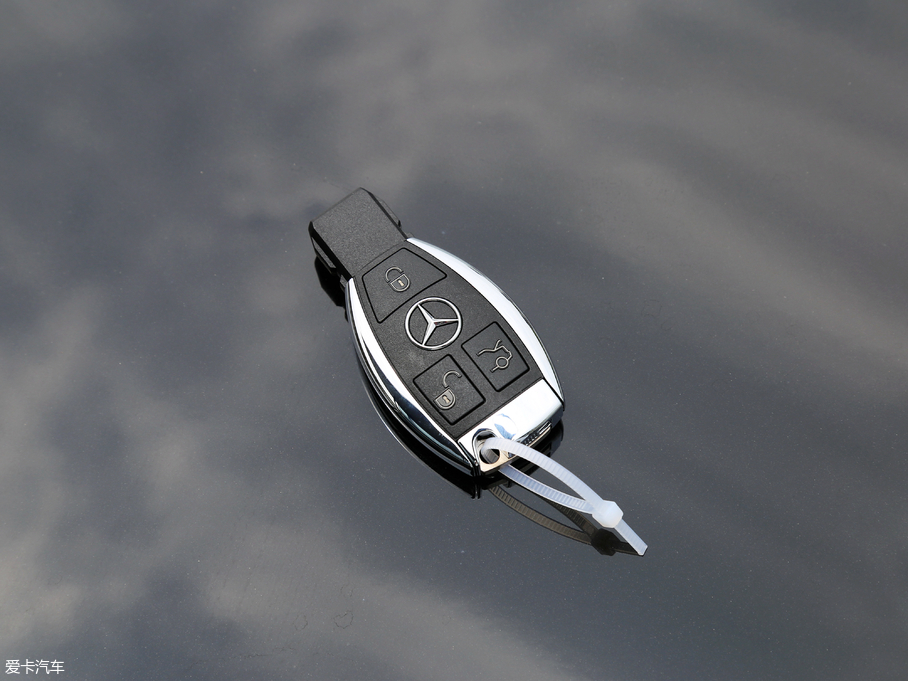 2018YGLC Ŀ GLC 260 4MATIC A