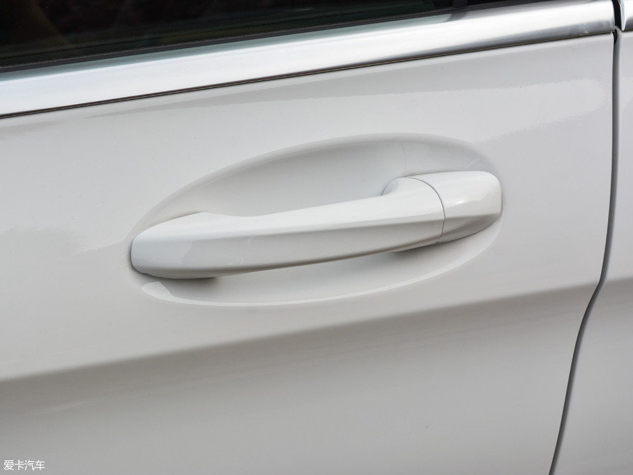 2018YGLC Ŀ GLC 200 4MATIC