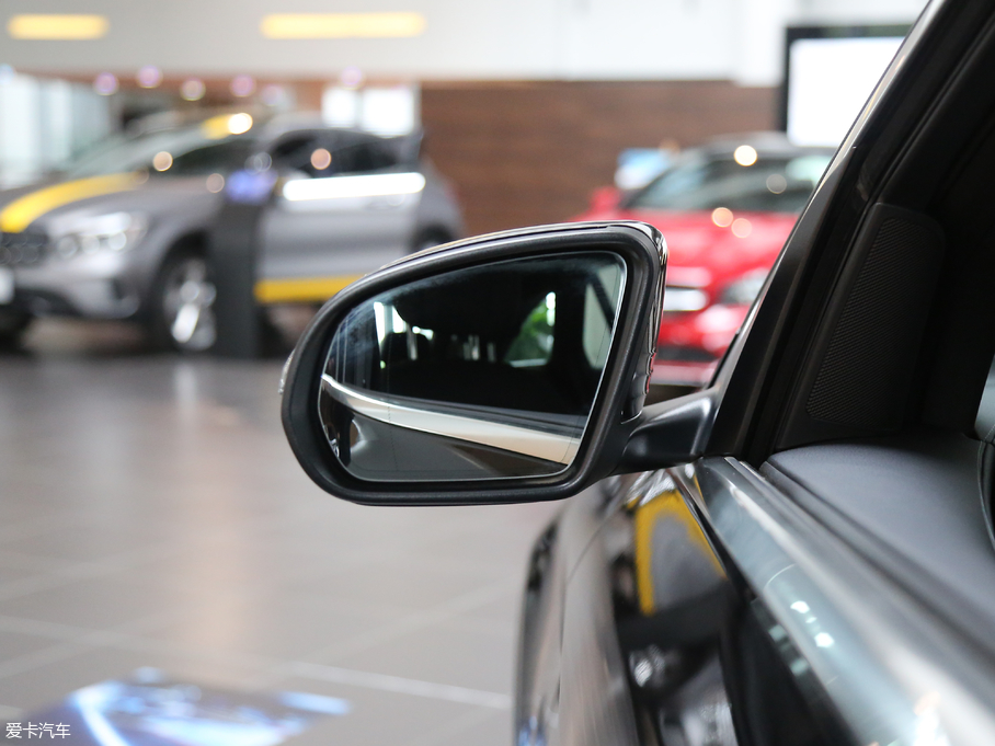 2018YGLC Ŀ GLC 300 4MATIC A